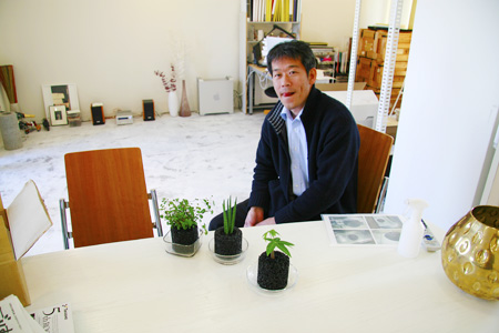 新エコポチ、その名は「エコポチ くろ」