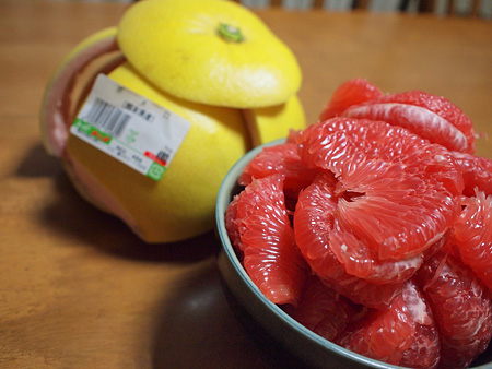 ポメロは赤かった。